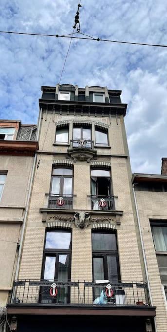 Schitterend Sint - Jacobs Loft In Antwerpenアパートメント エクステリア 写真