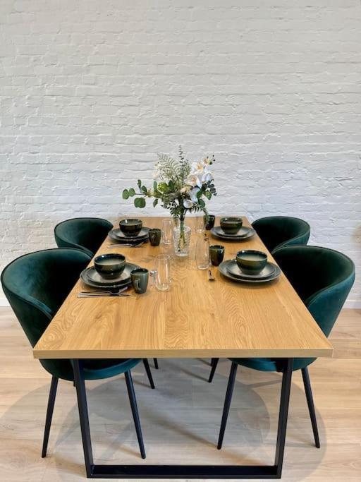 Schitterend Sint - Jacobs Loft In Antwerpenアパートメント エクステリア 写真